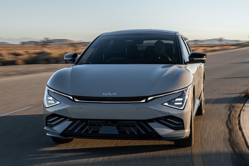 Обновлённый Kia EV6 GT дебютировал в США и сравнялся по мощности с Hyundai Ioniq 5 N