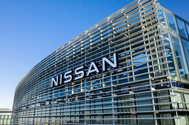 Nissan снова бродит по рынку в поисках партнёра, возобновлены переговоры с Foxconn