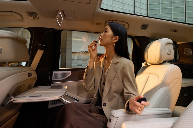 Denza N9 от BYD выходит на рынок: базовый кроссовер всё-таки дешевле Li L9