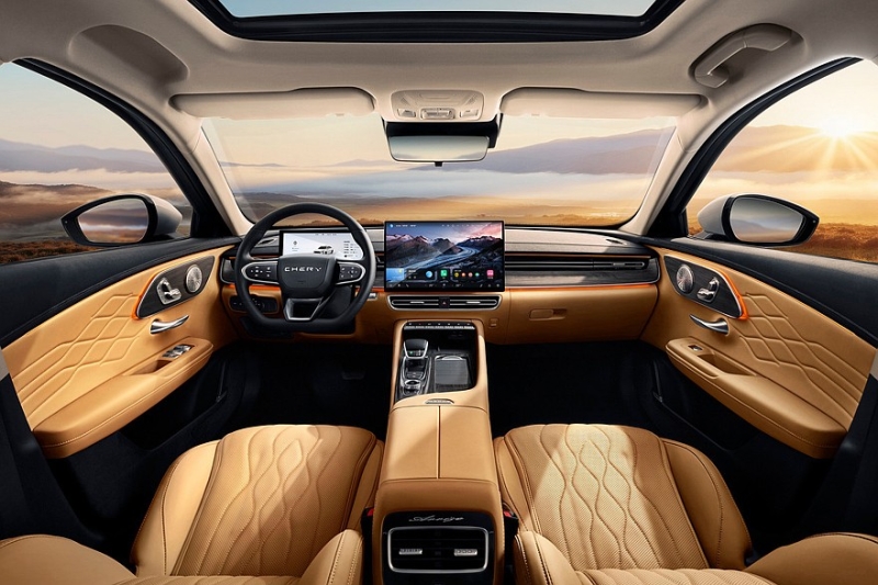 Начались продажи обновлённого Chery Arrizo 8 Pro: версий – больше, цены – ниже