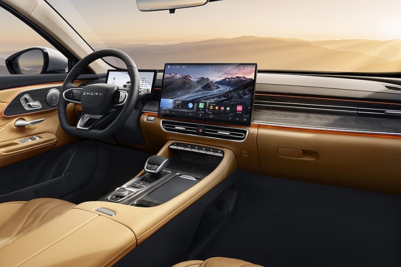 Начались продажи обновлённого Chery Arrizo 8 Pro: версий – больше, цены – ниже