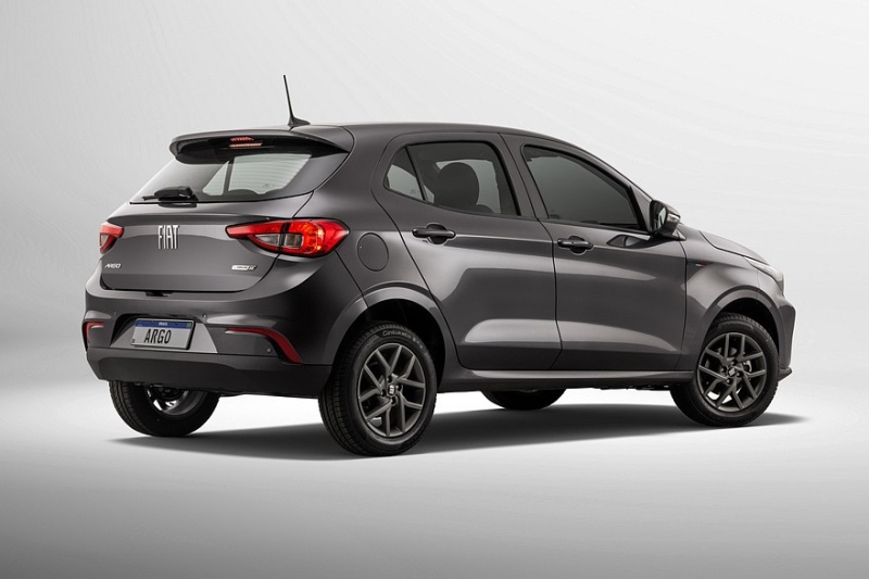 Обновлённый хэтчбек Fiat Argo: меньше изменений, чем у седана Cronos