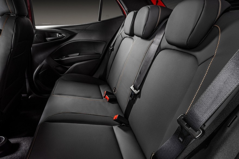 Обновлённый хэтчбек Fiat Argo: меньше изменений, чем у седана Cronos