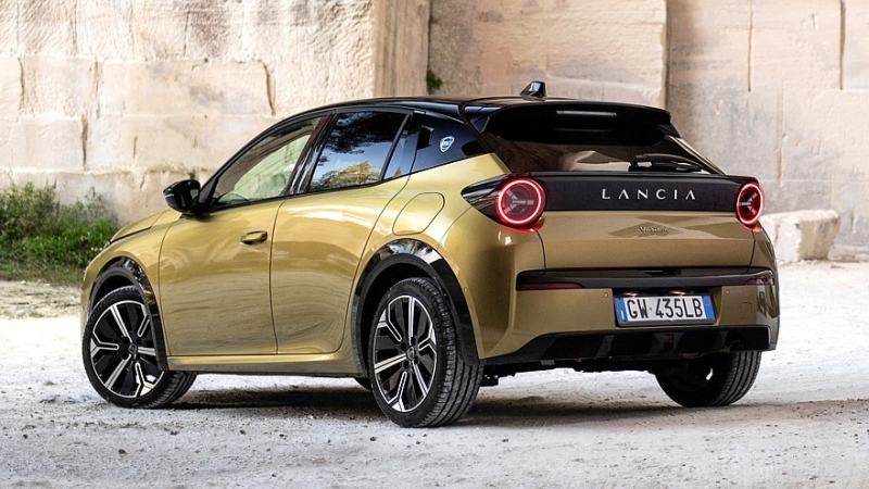 Перезапуск марки Lancia идёт с большим скрипом, её продажи стремительно падают