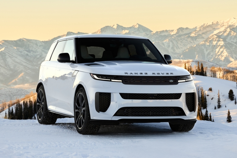 «Зимняя» версия Range Rover Sport SV вернулась и стала более эксклюзивной
