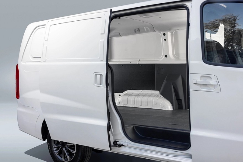 Фургон Sollers SF1 стал доступен к заказу в России: объявлена цена