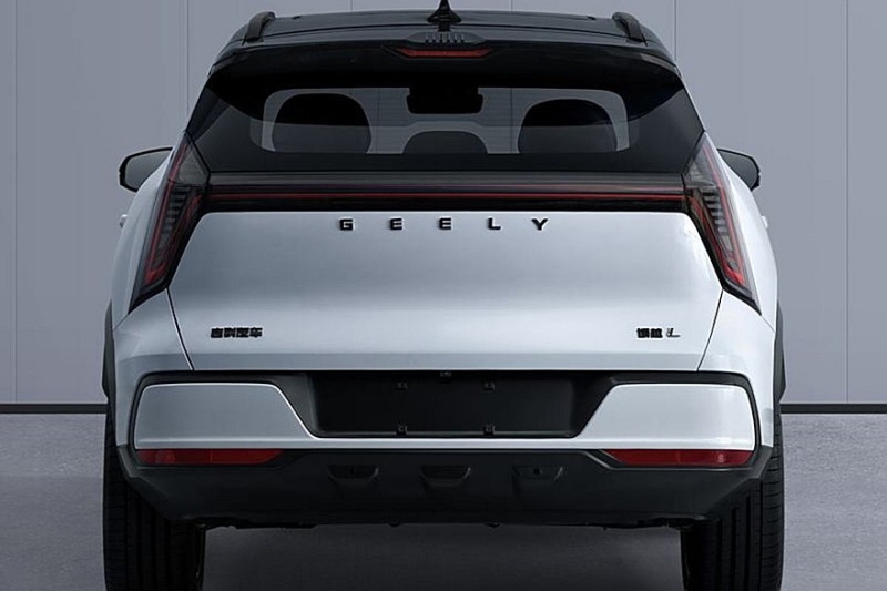 Geely Atlas с другим дизайном показали на официальных фото, он объявлен новым поколением