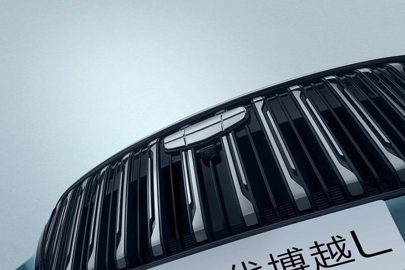 Geely Atlas с другим дизайном показали на официальных фото, он объявлен новым поколением