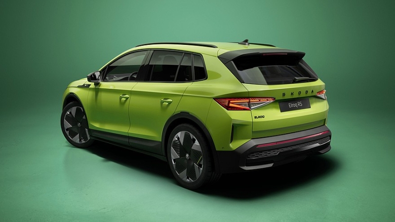 «Горячий» кроссовер Skoda Elroq RS: 340 «лошадок» и полный привод