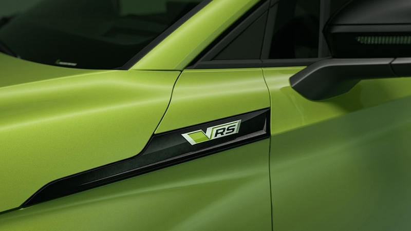 «Горячий» кроссовер Skoda Elroq RS: 340 «лошадок» и полный привод