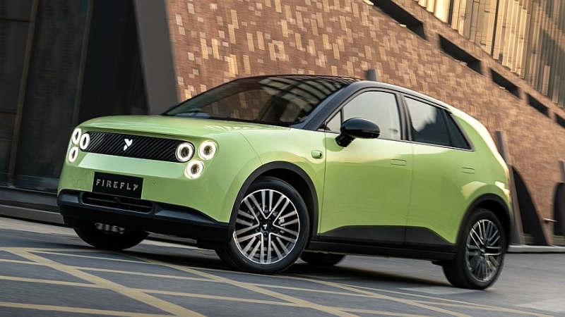 Хэтчбек Firefly выходит на рынок, чтобы отнять покупателей у Mini и smart