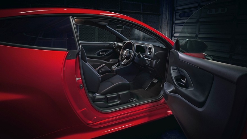 Хот-хэтч Toyota GR Yaris опять обновлён: усиленное шасси и новый аэродинамический обвес