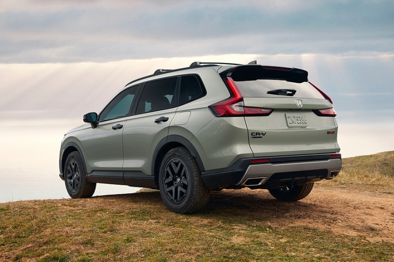 Кроссовер Honda CR-V обрёл «внедорожную» версию TrailSport, есть и другие обновки