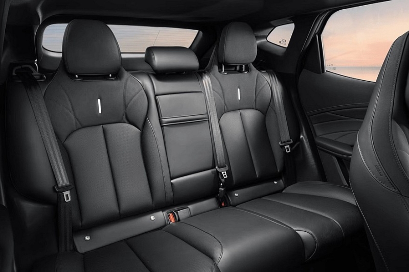 Кроссовер Omoda C7 готовится к выходу на российский рынок: старт продаж намечен на май