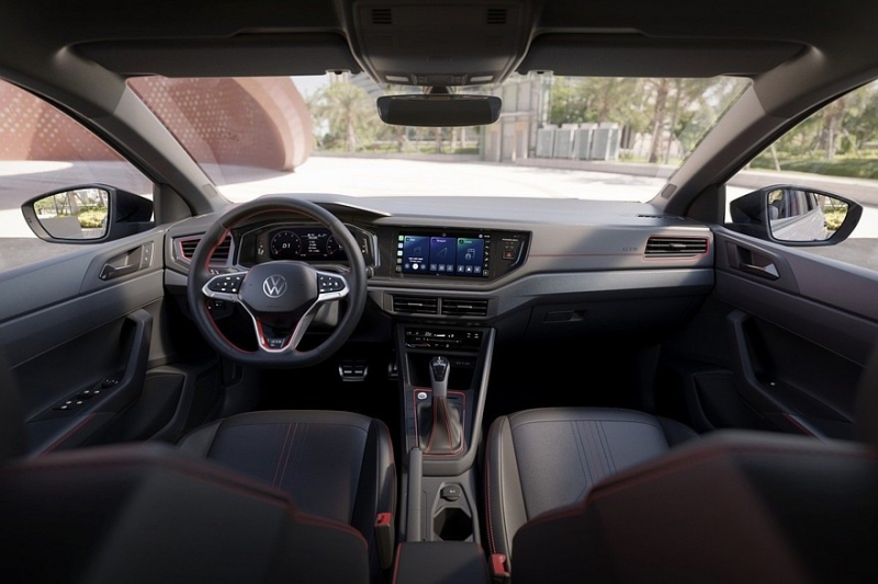 Кроссовер Volkswagen Nivus GTS с новым мотором оказался самым дорогим в гамме