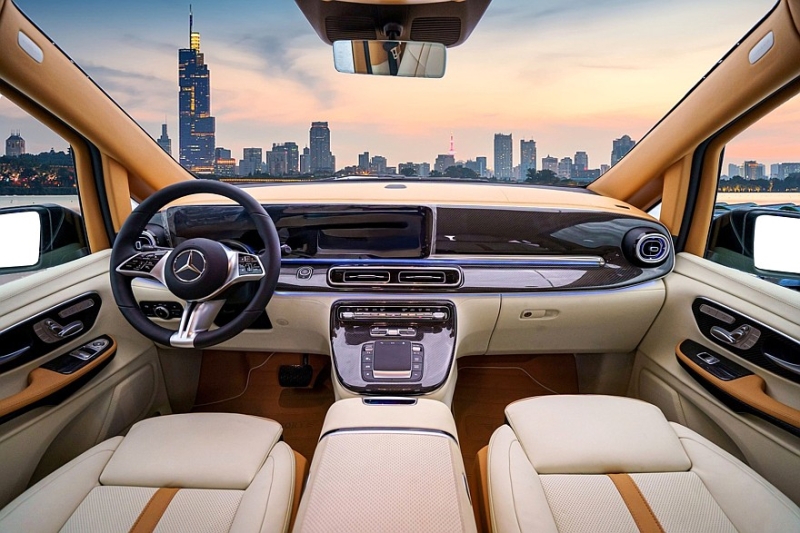 Круче Майбаха: Mansory превратила Mercedes-Benz V-класса в Rolls-Royce