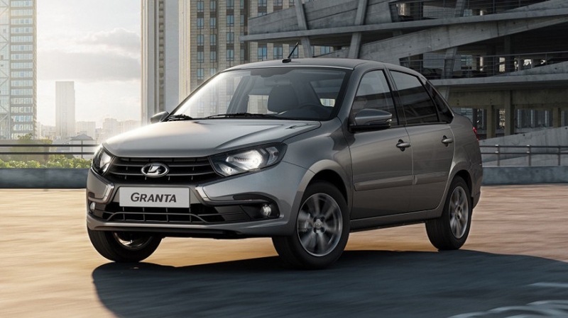 Lada Granta в обновлённых топовых версиях появилась в продаже