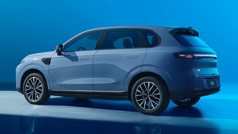 Leapmotor B10 выходит рынок: высокотехнологичный кроссовер по цене Лады