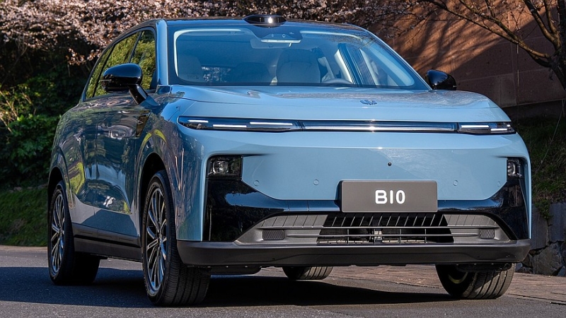 Leapmotor B10 выходит рынок: высокотехнологичный кроссовер по цене Лады