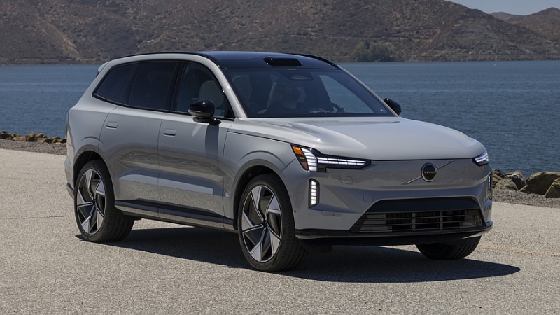 Лучший автомобиль в мире-2025: паркетник Kia обошёл ситикар Hyundai и кроссовер BMW