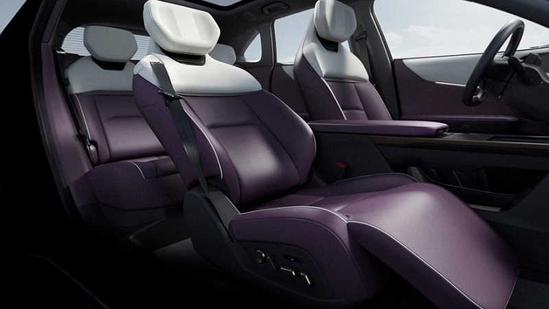 Mazda EZ-60: китайская платформа, большое табло в салоне и глобальные амбиции