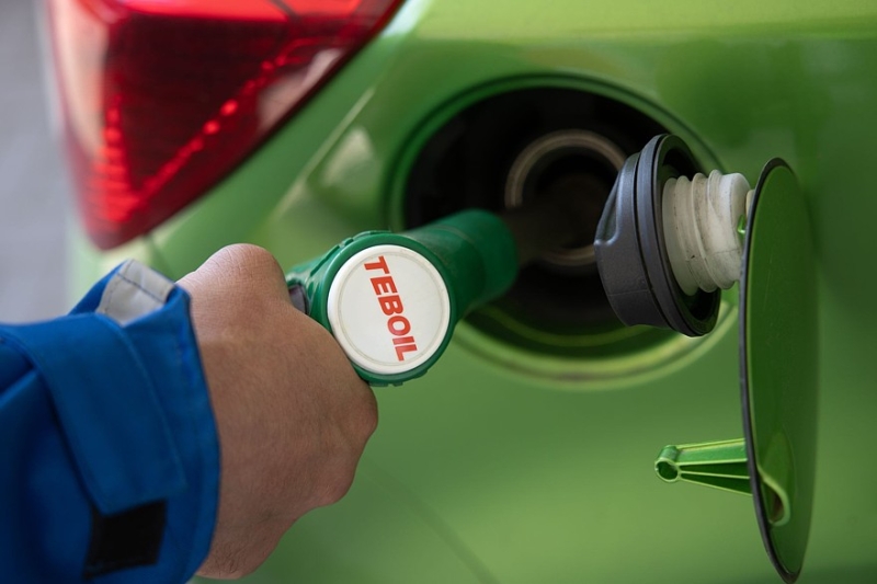 Независимая лаборатория детально изучила образцы топлива сетевой АЗС в России