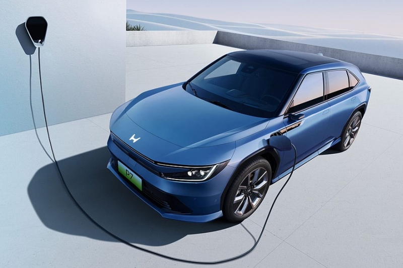 Новейший кроссовер Honda Ye P7 готов к старту продаж