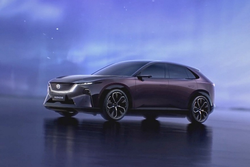 Новый кроссовер Mazda EZ-60, он же глобальный Mazda CX-6e, показался в полный рост