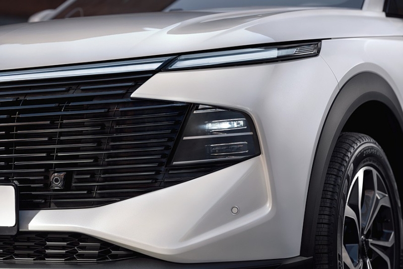 Новый купеобразный кроссовер Haval F7x, которого не было даже в Китае: цены в России