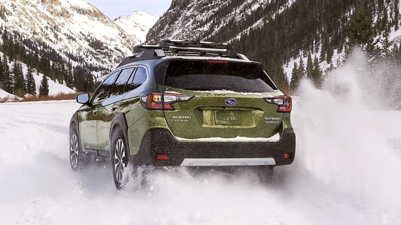 Новый Subaru Outback дебютирует через неделю: суровый характер в угловатом кузове