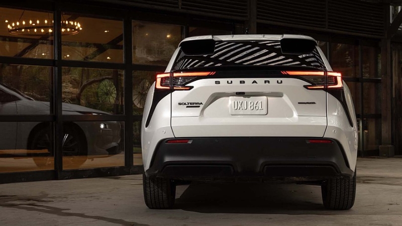 Обновлённый кроссовер Subaru Solterra стал ощутимо мощнее и дальнобойнее