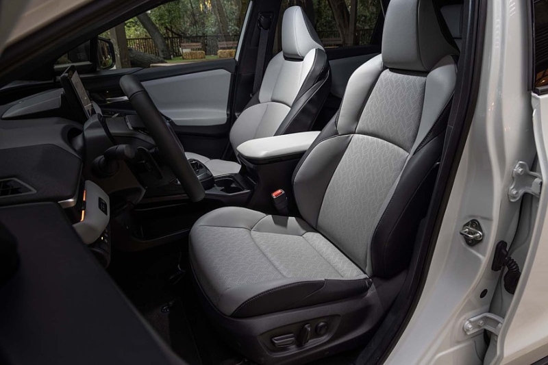 Обновлённый кроссовер Subaru Solterra стал ощутимо мощнее и дальнобойнее