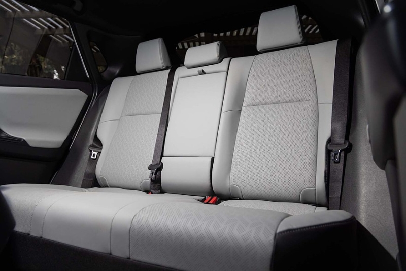 Обновлённый кроссовер Subaru Solterra стал ощутимо мощнее и дальнобойнее