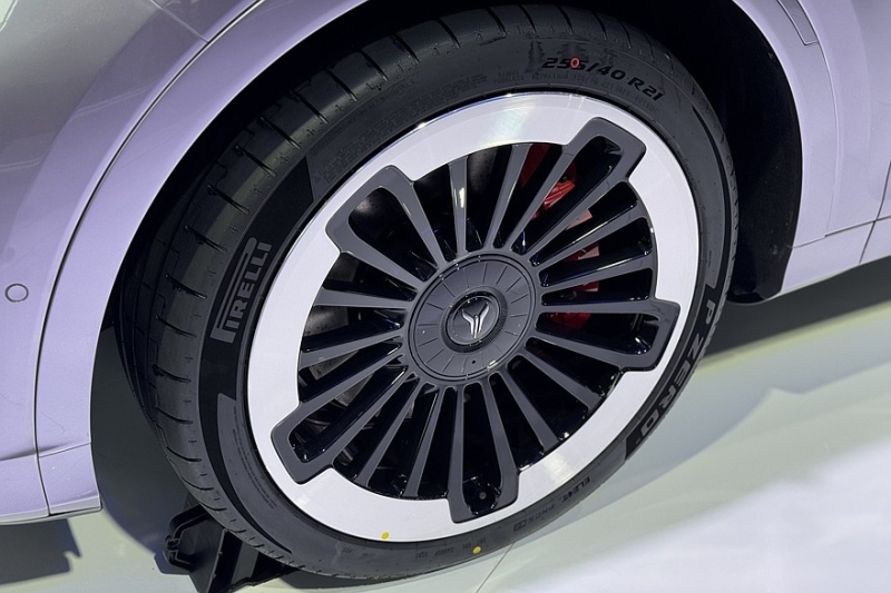 Обновлённый премиальный кроссовер Voyah Free представлен официально