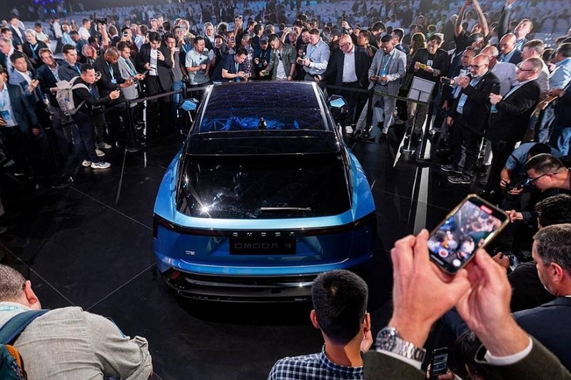 Показан эффектный кроссовер Omoda C3, на подходе ещё несколько новинок