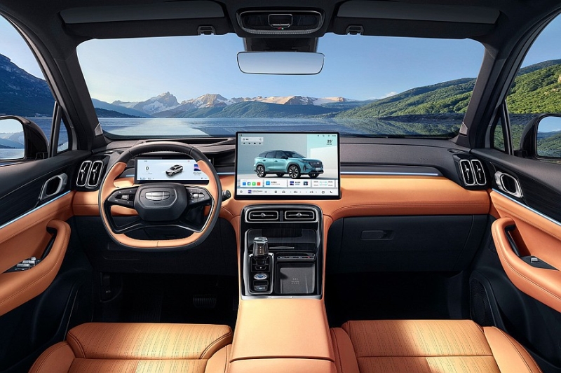 Представлен новый Geely Atlas: упрощённый дизайн и богатое оснащение