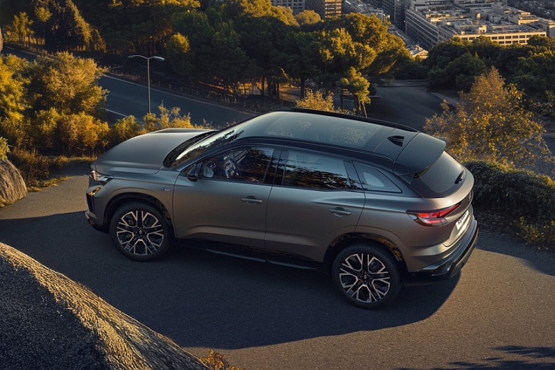 Renault Austral обновлён следом за удлинённым Espace: меньше версий