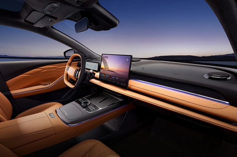 Седан Geely Galaxy Starshine 8 предложен с двумя установками на выбор