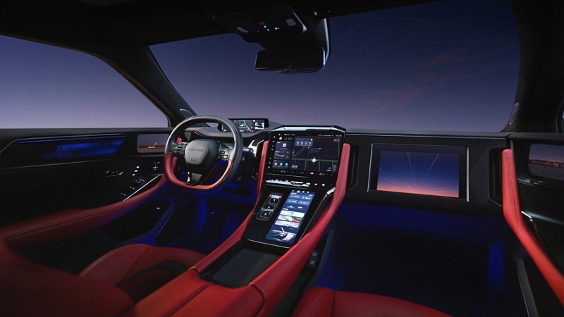 Серийный лифтбек Honda GT дебютировал в двух версиях с разным дизайном