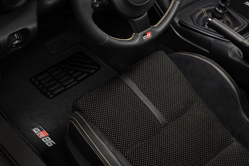 Спорткар Toyota GR86 обзавёлся ярко-жёлтой спецверсией Yuzu