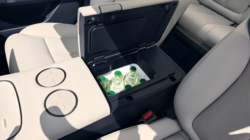 Тонущий Nissan вывел на китайский рынок дешёвый бизнес-седан N7