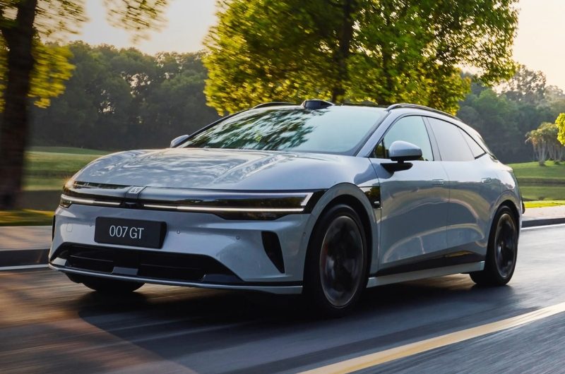 Zeekr объявил о старте продаж универсала 007GT, цены известны