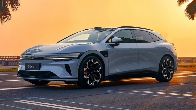Zeekr объявил о старте продаж универсала 007GT, цены известны