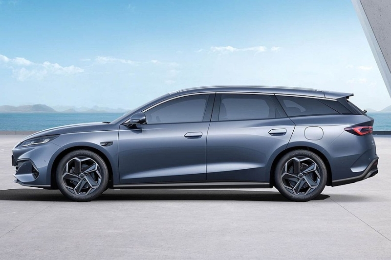 BYD подхватила моду на универсалы: к старту продаж готовится Seal 06 Travel Edition