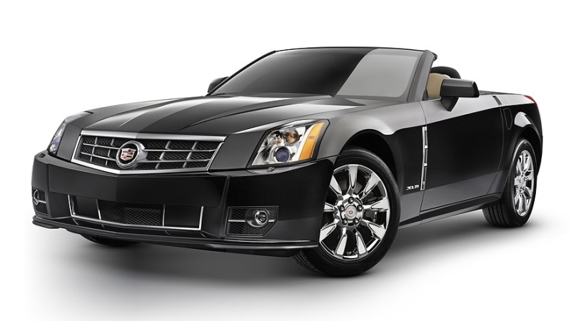 Cadillac не будет выпускать преемника XLR на базе Chevrolet Corvette C8