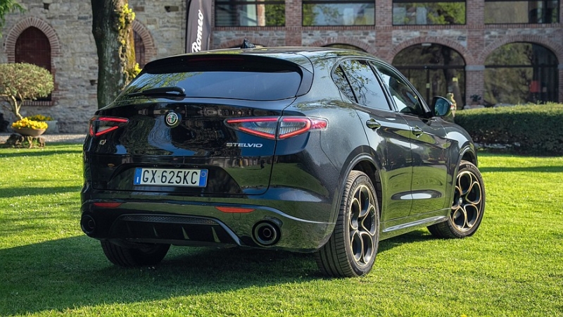 Дебют и старт производства новых Alfa Romeo Stelvio и Giulia могут отложить