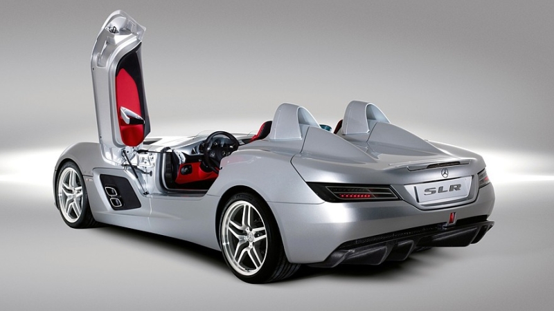 Engler Mosslr: посвящённый Стирлингу Моссу суперкар с тремя двигателями на выбор