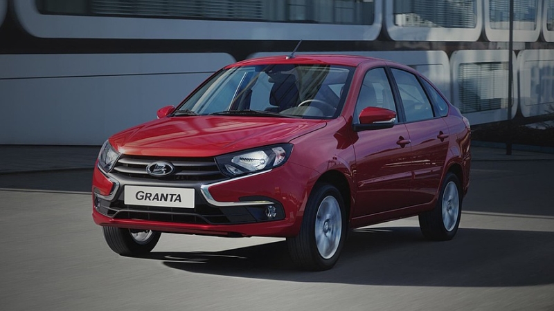 Lada Granta обзавелась новой модификацией: теперь и «приподнятый» лифтбек