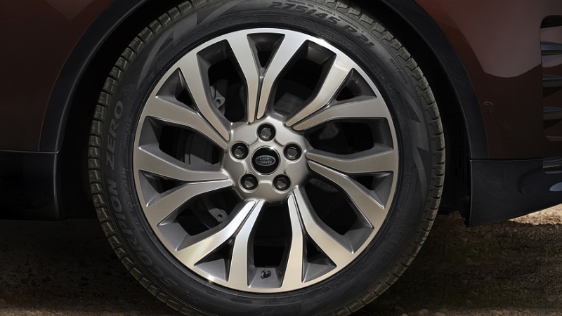 Land Rover Discovery получил пару особенных версий в честь юбилея