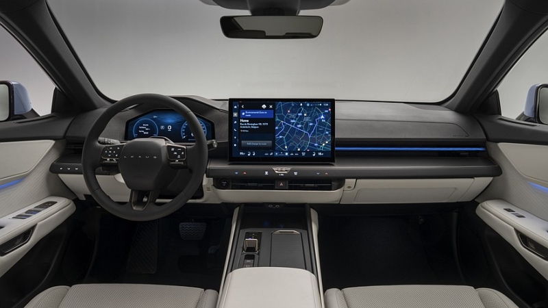 Lexus ES нового поколения дебютировал в Европе: подробности о технике